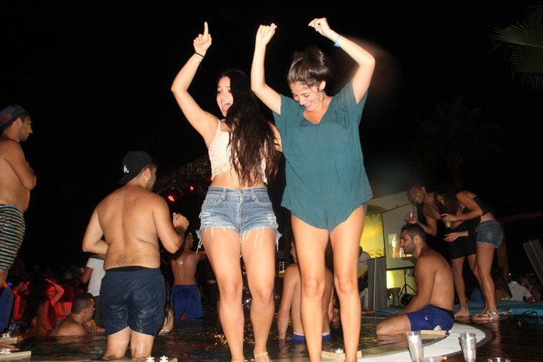 Lebanon Largest FOAM Party 3 (1)
